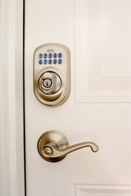 Deadbolt